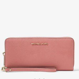 Michael Kors Wristlet